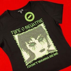 DOLLSKILL 1X BLACK CROPPED SHORT SLEEVE GRAPHIC TSHIRT"TYPE O NEGATIVE"